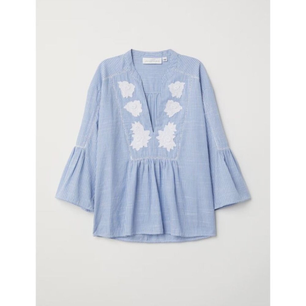 H&M L.O.G.G. Striped V Neck Floral Blouse Size 12 Blue White Coastal Bohemian